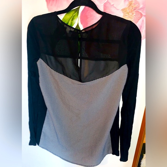 TRISTAN 🩶 NWOT .beautiful long sleeves shirt. - Picture 2 of 3